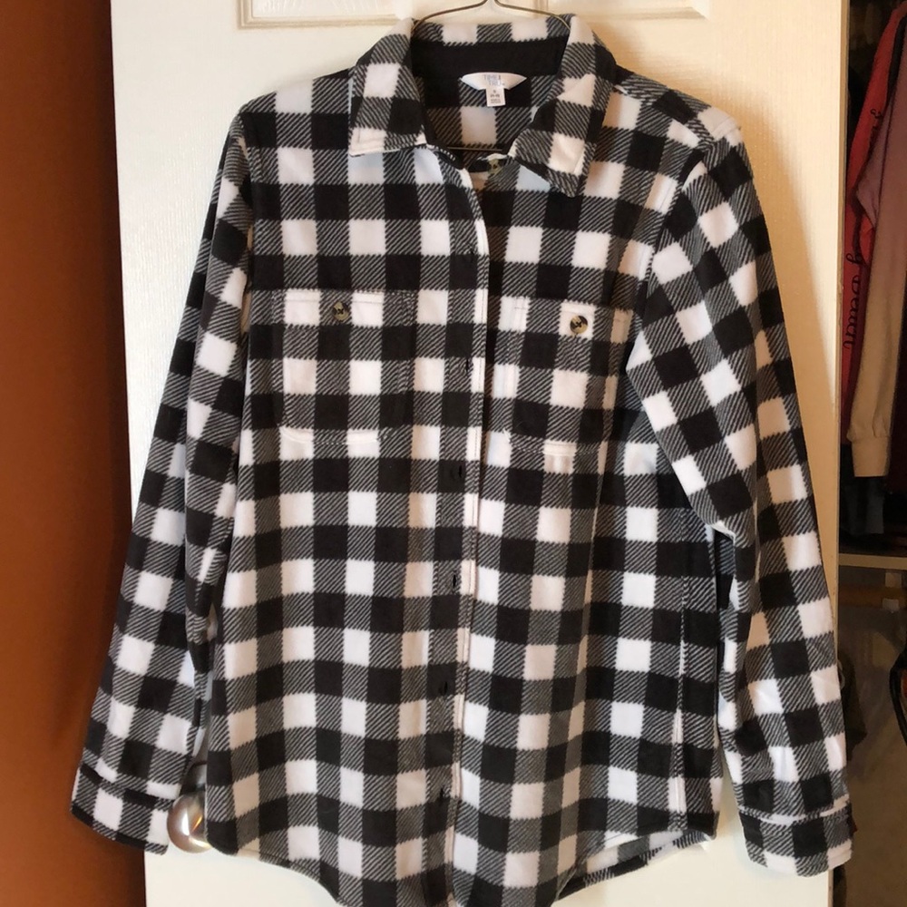 Black and white shacket